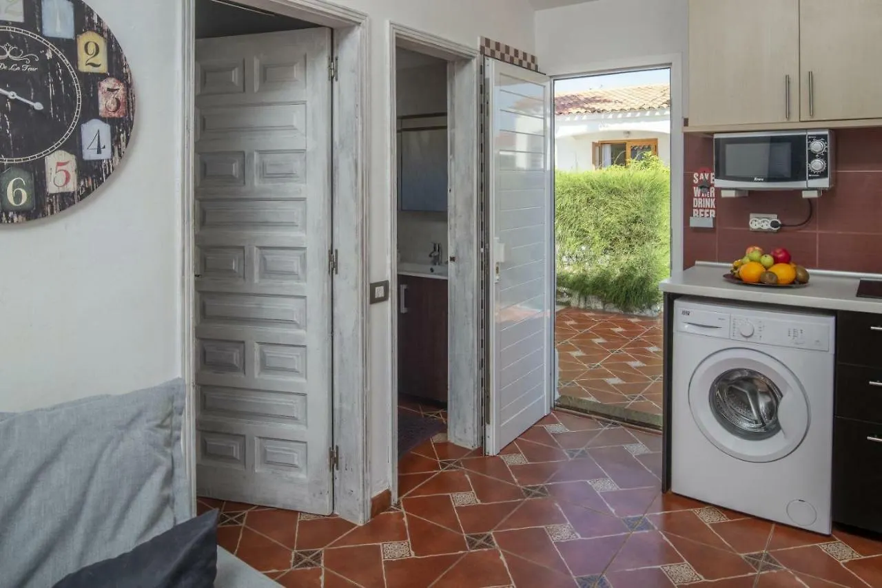 Lightbooking Los Arcos Playa Ingles Con Terraza Solarium Y Barbacoa Playa del Ingles  0*, Playa del Ingles (Gran Canaria)